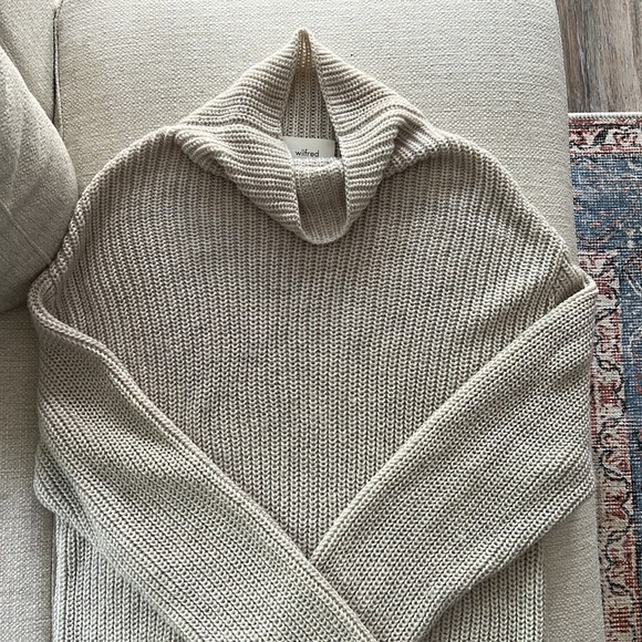 Wilfred Montpellier Turtleneck - Picture 4 of 8